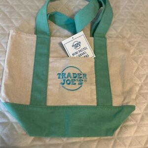 Trader Joe's Canvas Tote Bag - Green and Cream